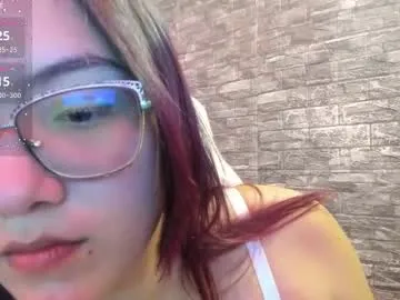 kitty__sophie – webcam model profile photo Image 7