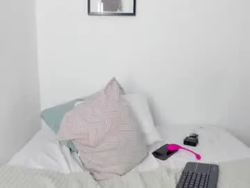 vanessakalo – webcam model profile photo Image 16