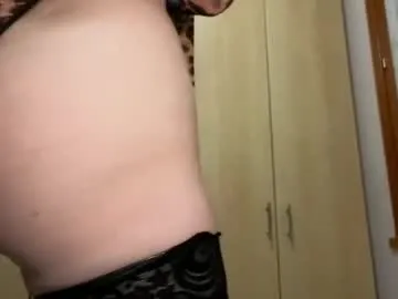 sigmasian – webcam model profile photo Image 8