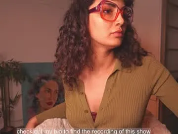 BarbieAmbar – webcam model profile photo Image 3