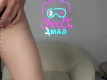 shine_vivi – webcam model profile photo Image 8