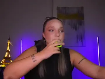 viollasinzz Image 9