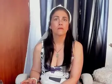 Lililth_Capri77 – webcam model profile photo Image 16