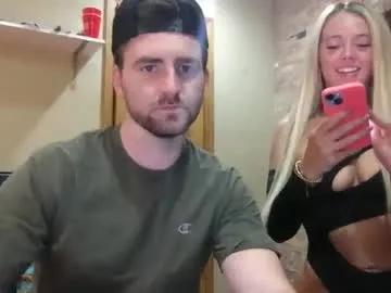 ava_delightt – webcam model profile photo Image 3