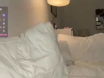 lanie__ – webcam model profile photo Image 11