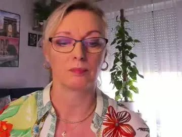 laurenxcros – webcam model profile photo Image 5