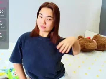 moondao – webcam model profile photo Image 4