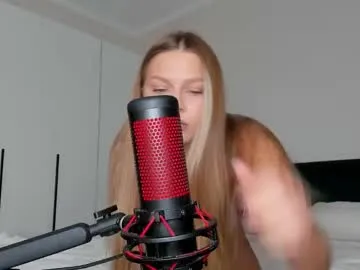 amaya_yooo_36d – webcam model profile photo Image 15