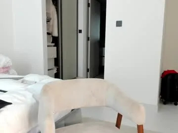 _sirine_ – webcam model profile photo Image 3