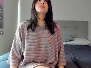 mon1_day – webcam model profile photo Image 9