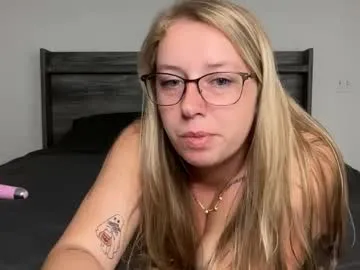 sana_minatozaki – webcam model profile photo Image 6