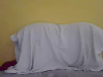 plush_flame_twinkle_meow – webcam model profile photo Image 5