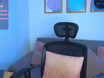 neli_elinek – webcam model profile photo Image 13