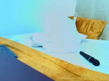 bella_hayes – webcam model profile photo Image 4