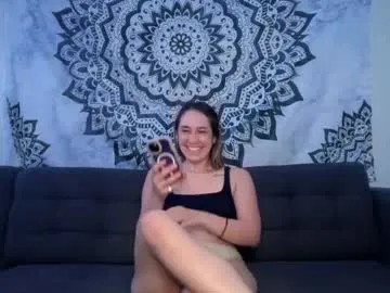 mon1_day – webcam model profile photo Image 7