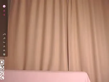 kalisa_pearl – webcam model profile photo Image 19