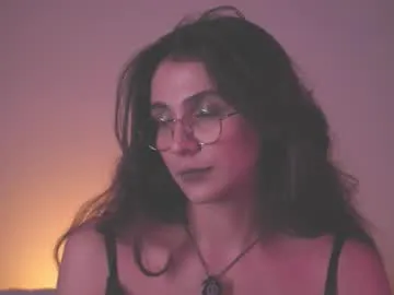 melbigbitty – webcam model profile photo Image 15