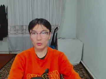 zengom – webcam model profile photo