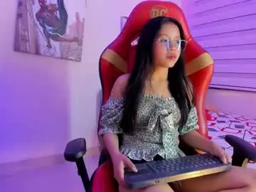 mon1_day – webcam model profile photo Image 2