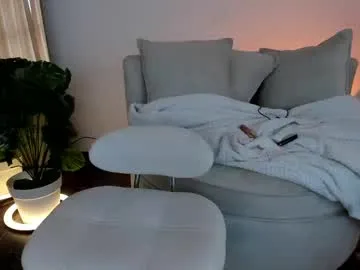 ava_delightt – webcam model profile photo Image 8