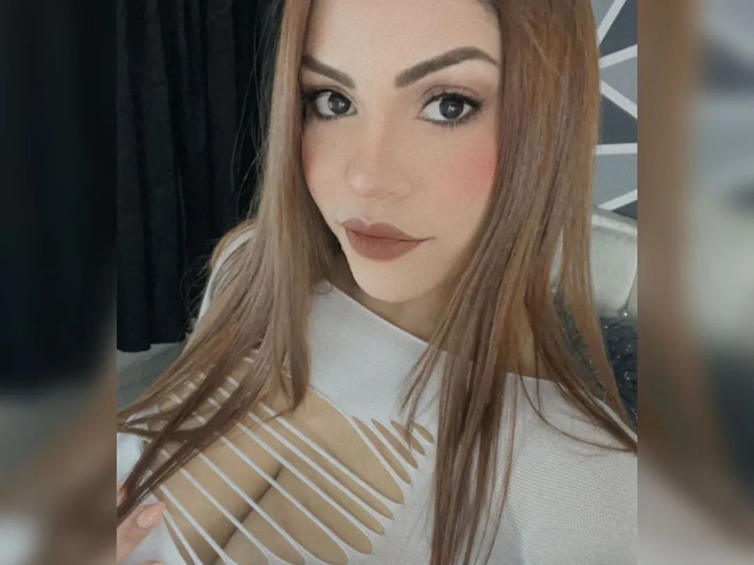 ava_delightt – webcam model profile photo Image 2