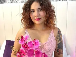 little_yena – webcam model profile photo Image 2