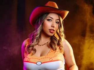 lianayun – webcam model profile photo Image 5