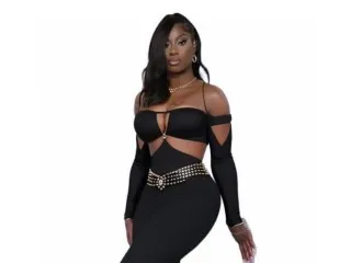 ChocolateFantasyXXXX – webcam model profile photo