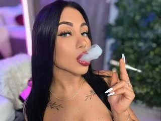 redlaylla – webcam model profile photo Image 2