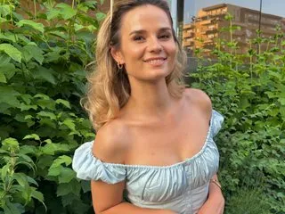 megan_dh – webcam model profile photo Image 4