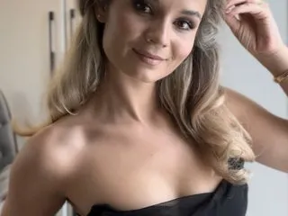 megan_dh – webcam model profile photo Image 5