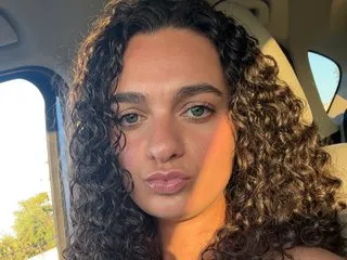 Kissmyass18 – webcam model profile photo